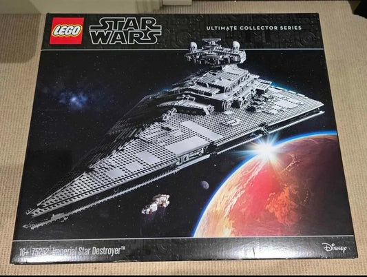 LEGO Star Wars Ultimate Collector Series Imperial Star Destroyer Set 75252